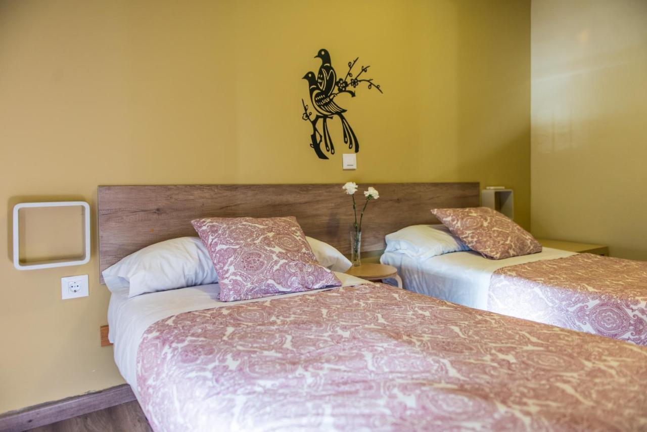 Hostal La Pastora Candeleda Bagian luar foto