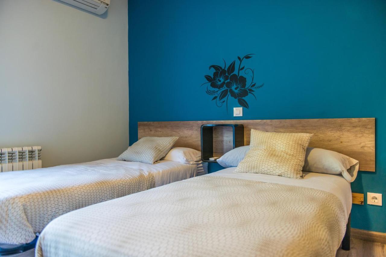 Hostal La Pastora Candeleda Bagian luar foto