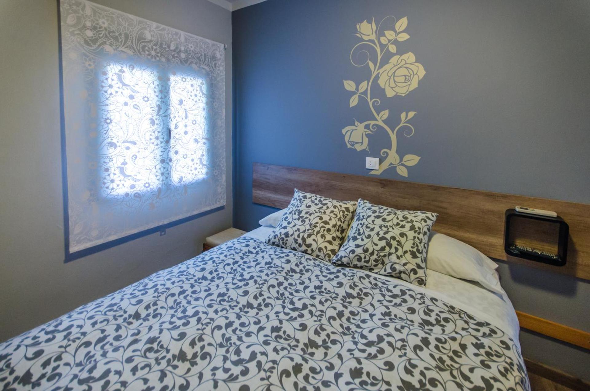 Hostal La Pastora Candeleda Bagian luar foto