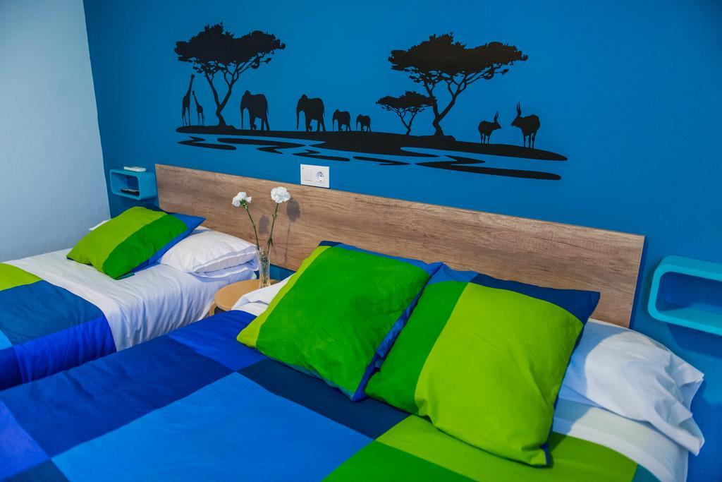 Hostal La Pastora Candeleda Bagian luar foto