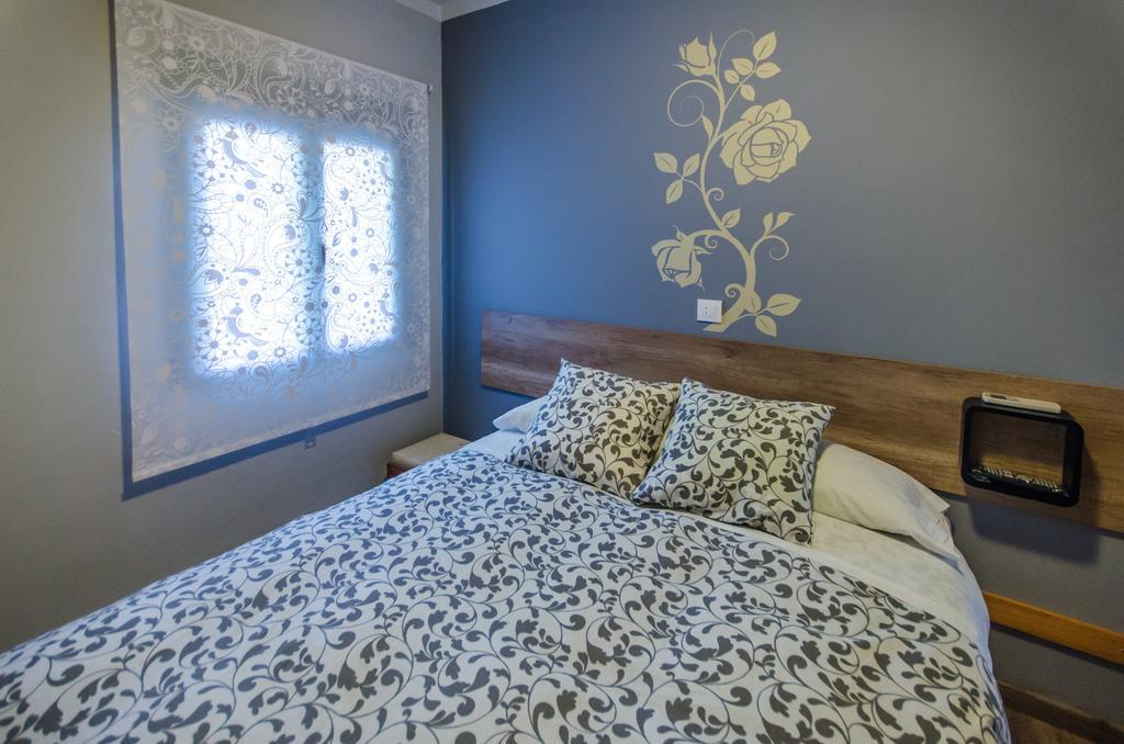 Hostal La Pastora Candeleda Bagian luar foto