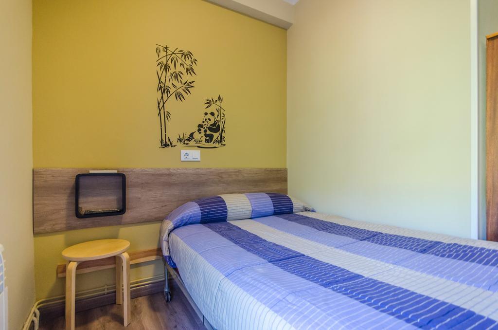 Hostal La Pastora Candeleda Bagian luar foto